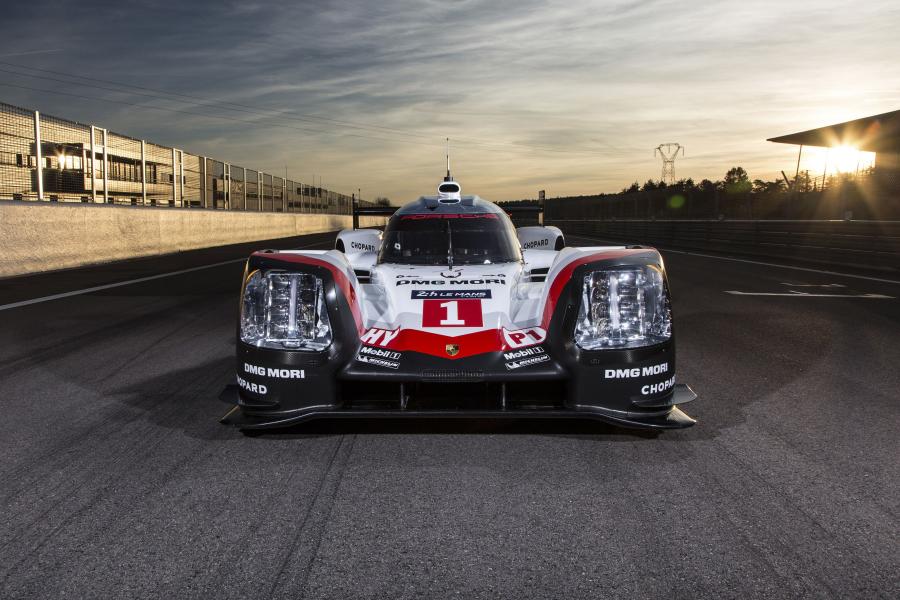  Porsche 919 Hybrid 2017 года  (фото 7 из 18)